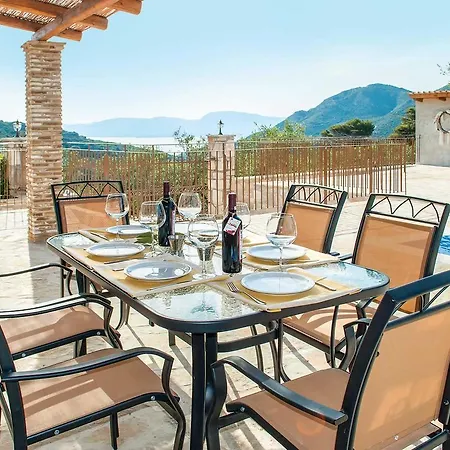 Villa Aloni